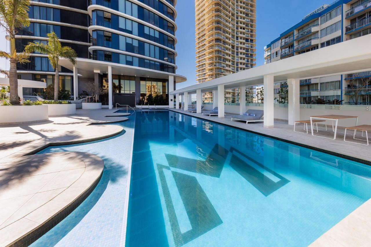 Meriton Suites Surfers Paradise Gold Coast Dış mekan fotoğraf