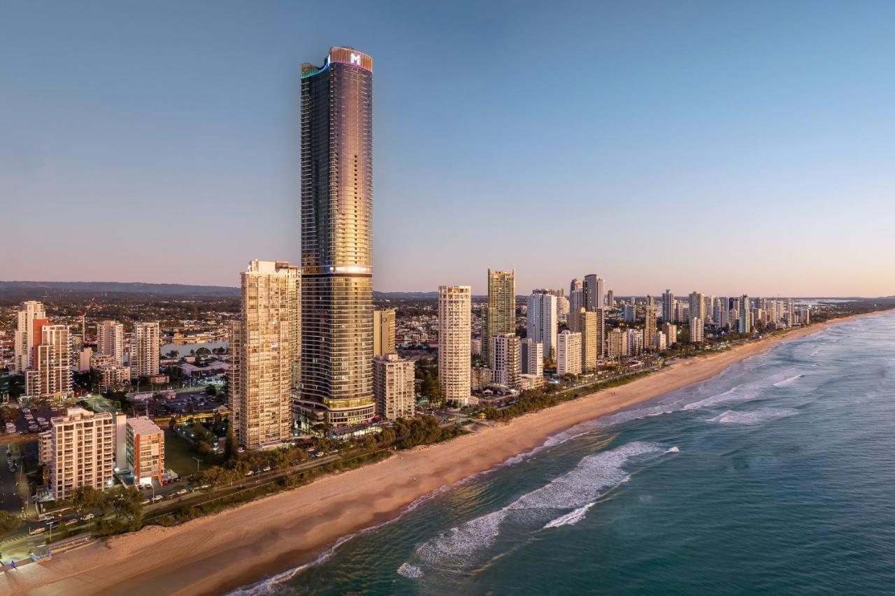 Meriton Suites Surfers Paradise Gold Coast Dış mekan fotoğraf The M